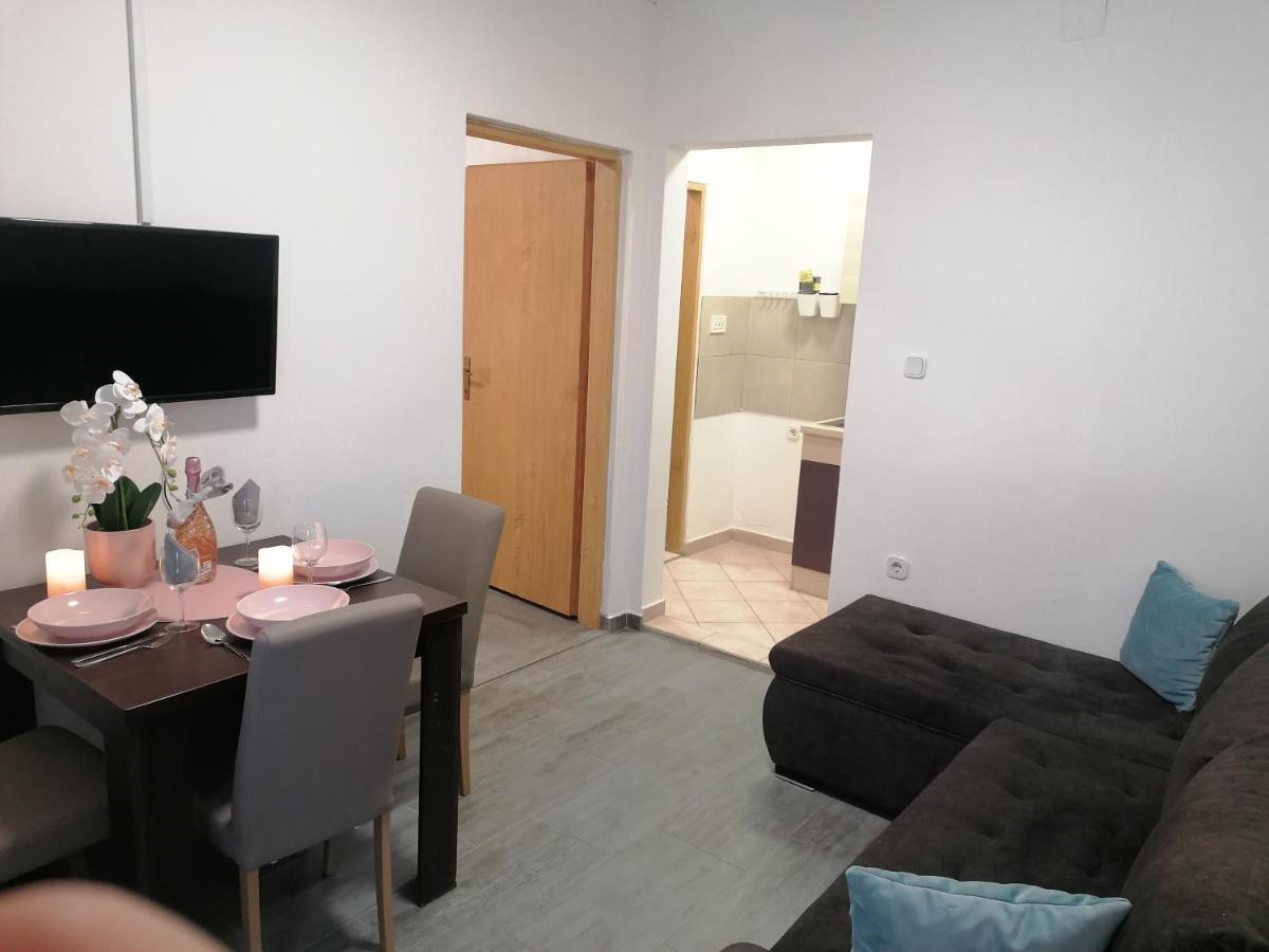 Apartments Нивице Екстериор снимка